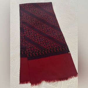 Men’s Italian Silk Scarf.